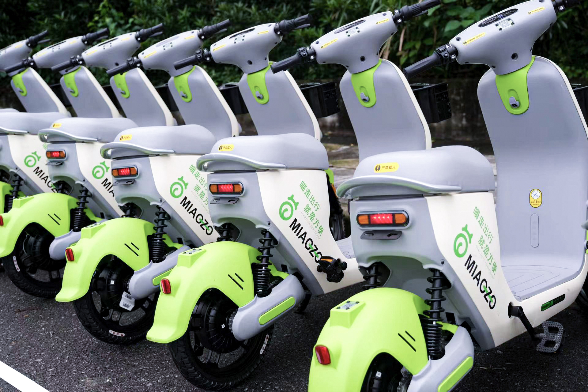 加盟后投放共享電動(dòng)車(chē)